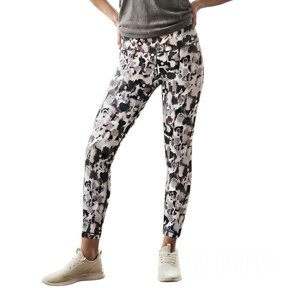 90 degree by reflex Leggings Sz Medium Elastic Waist Winter Fall Gray Camouflage